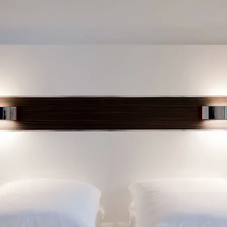 Wakeup - Otel 2*